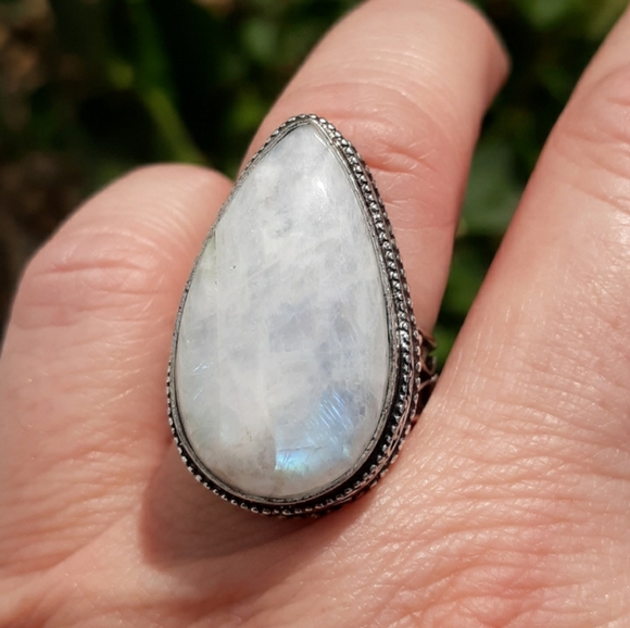 New Rainbow Moonstone Antique Design 925 Silver Ring. - Picture 5 of 8